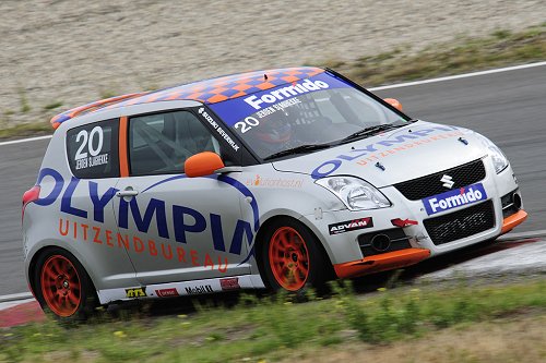 Gehavend Coronel Racing Team wil in stijl afsluiten
